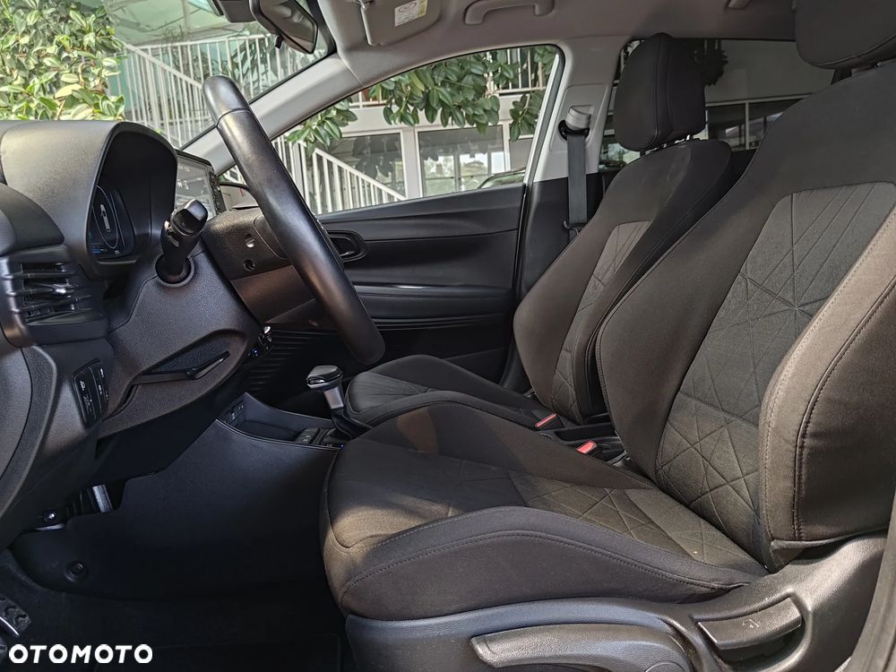 Hyundai Bayon 1.0 T-GDI Executive DCT - 16