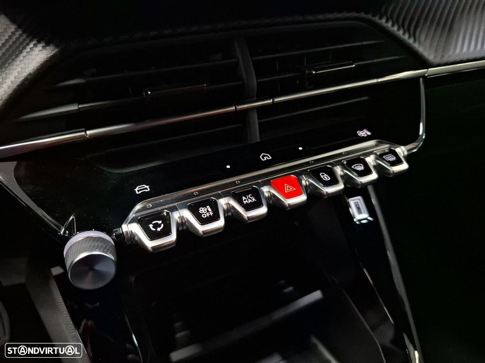 Peugeot 2008 1.2 PureTech Style — fotografia 18