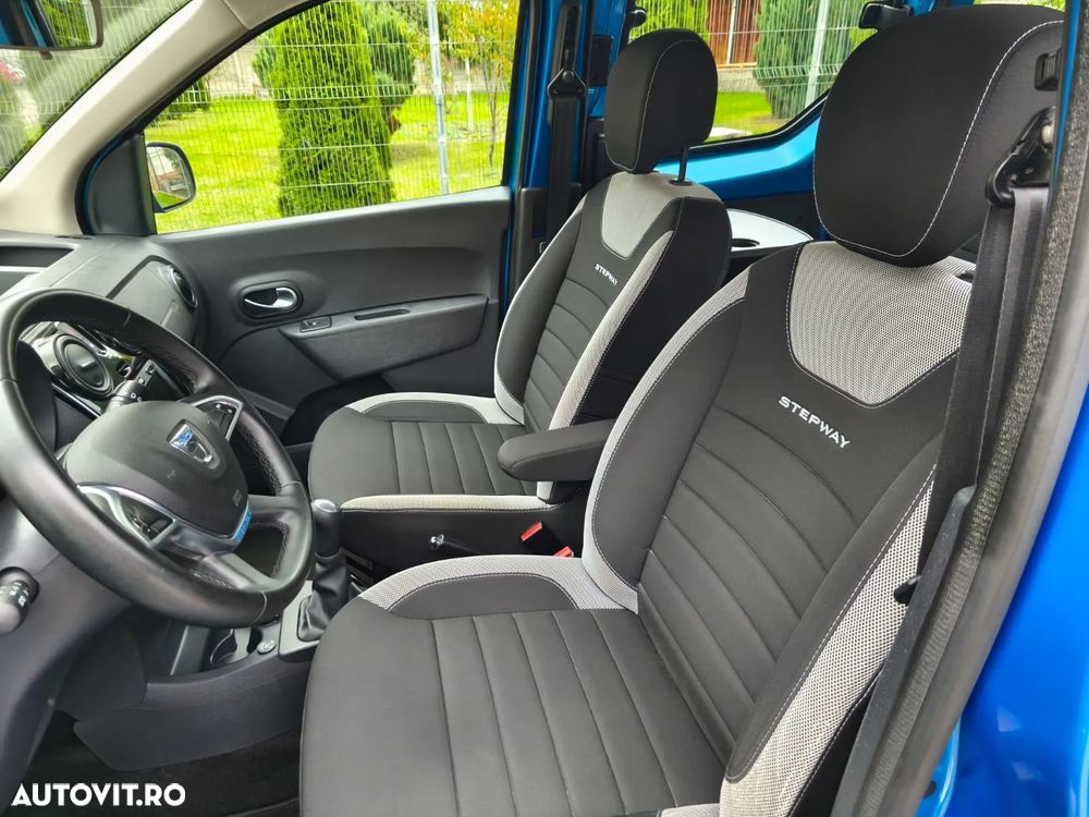 Dacia Dokker SCe 100 Stepway Celebration - 5
