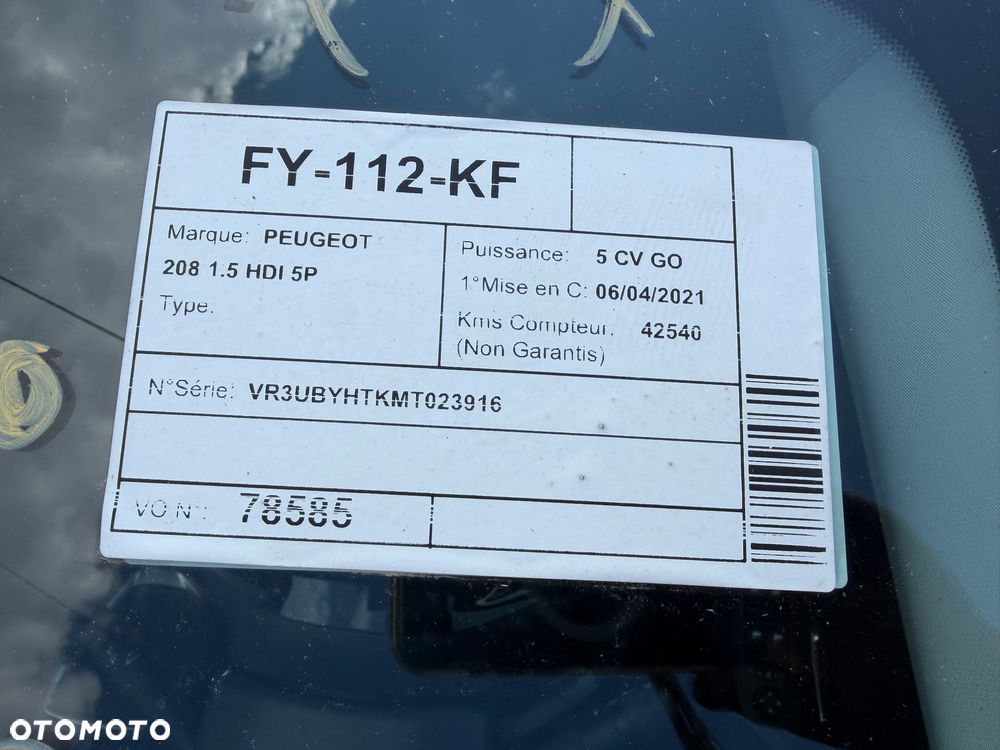 Peugeot 208 1.5 BlueHDi GT Pack S&S - 16