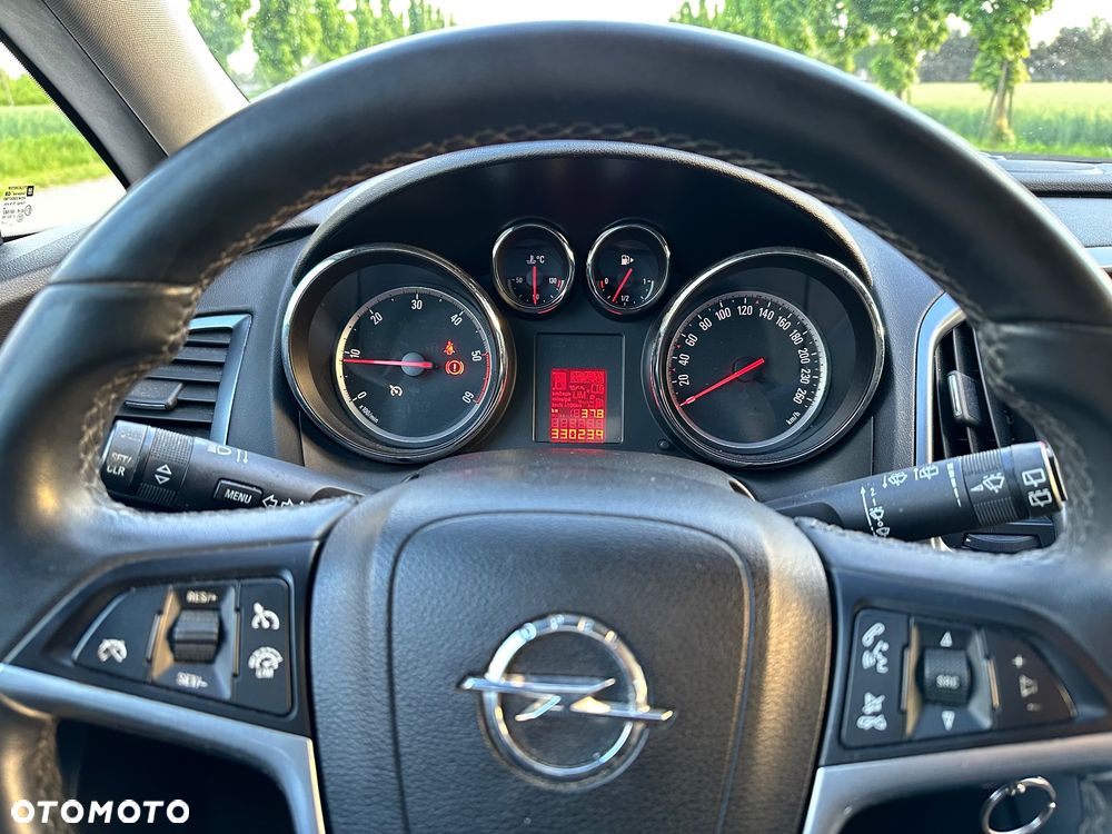 Opel Astra 1.7 CDTI DPF Active - 32