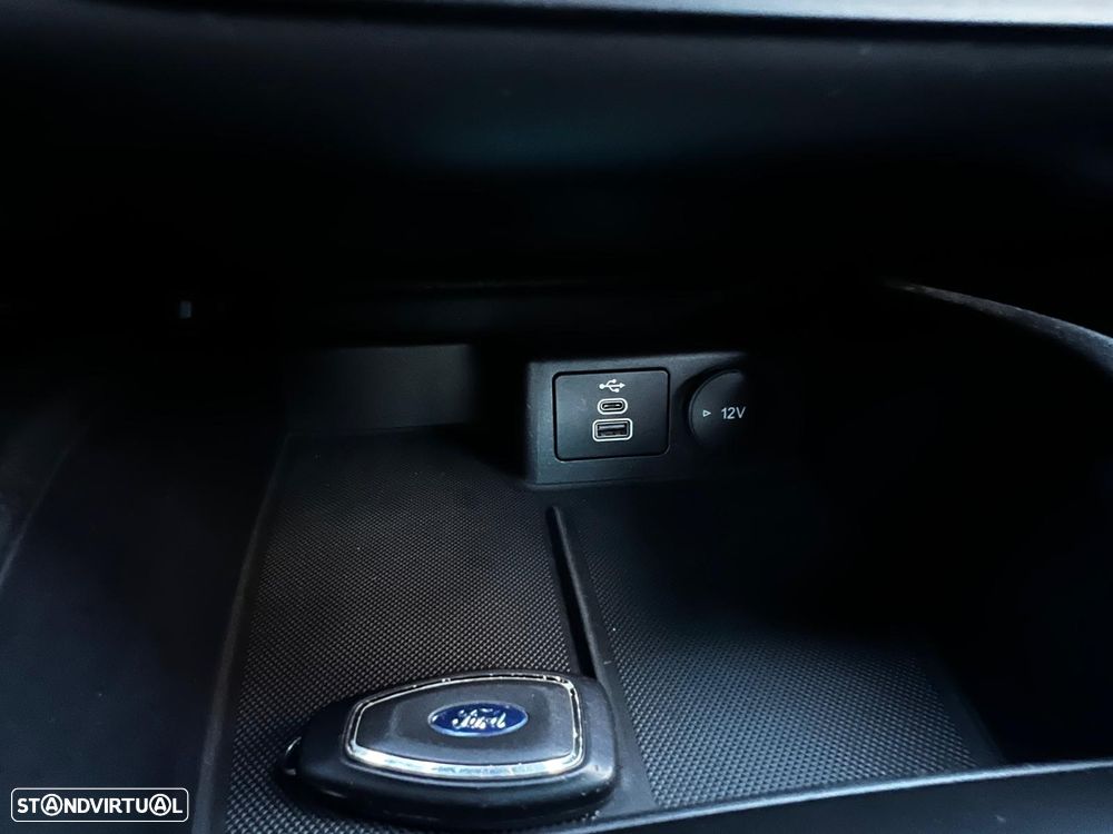 Ford Focus 1.0 EcoBoost MHEV ST-Line X - 53