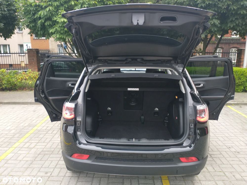 Jeep Compass 2.0 MJD Limited 4WD S&S - 29