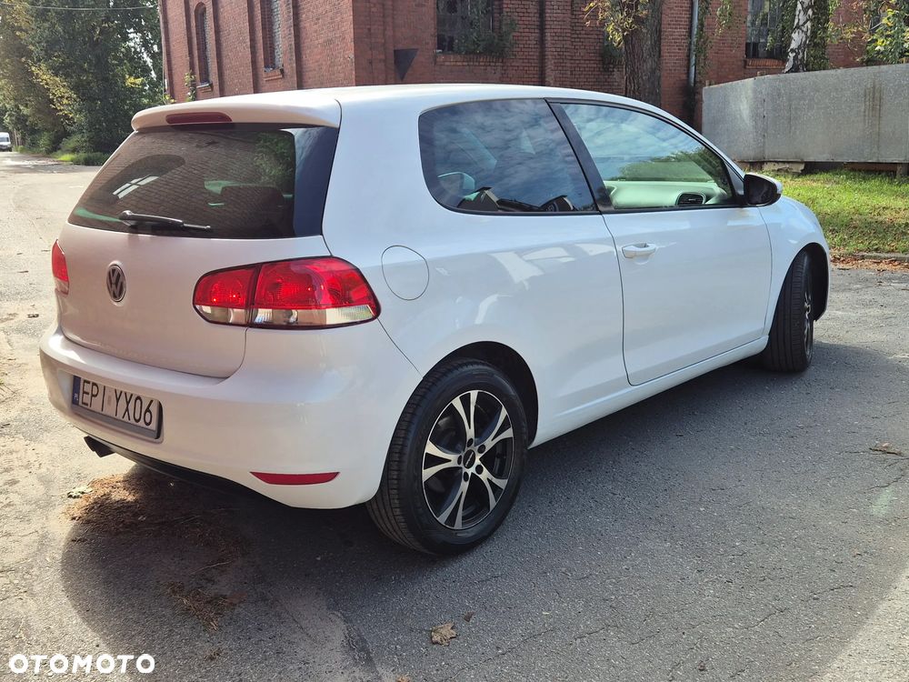 Volkswagen Golf 2.0 TDI Comfortline - 4