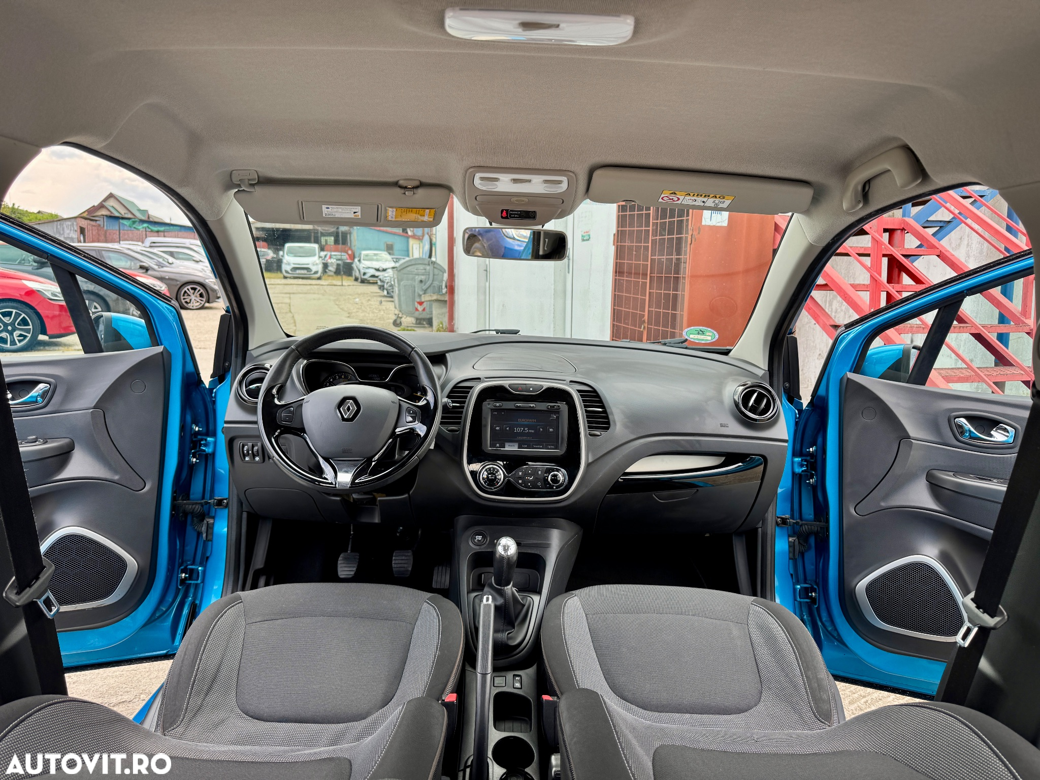 Renault Captur - 15