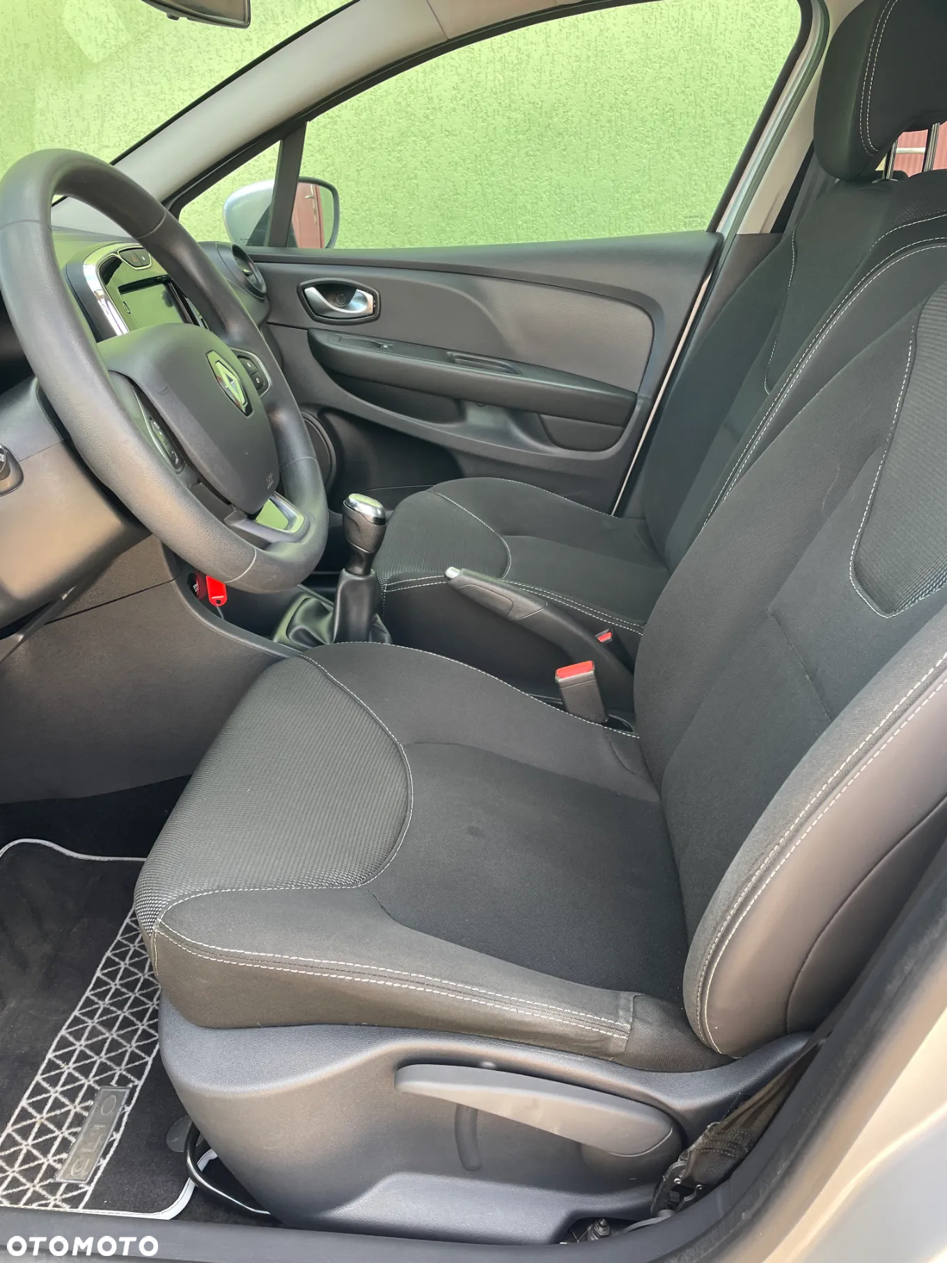 Renault Clio - 14