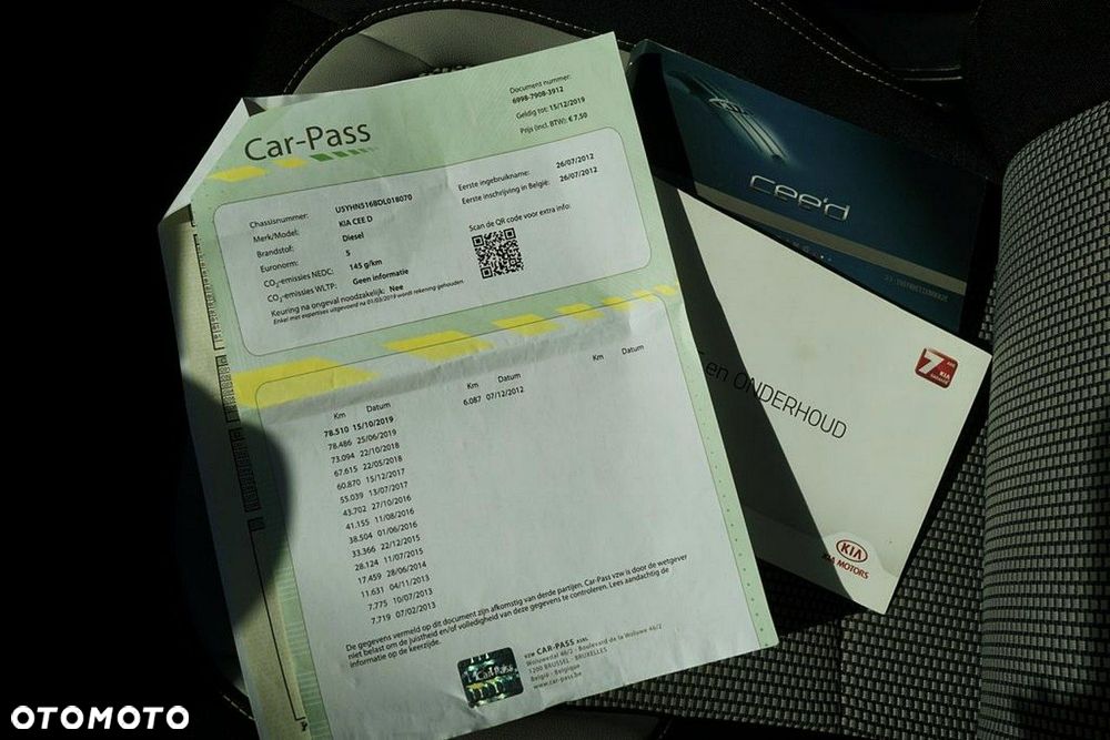 Kia Ceed - 38