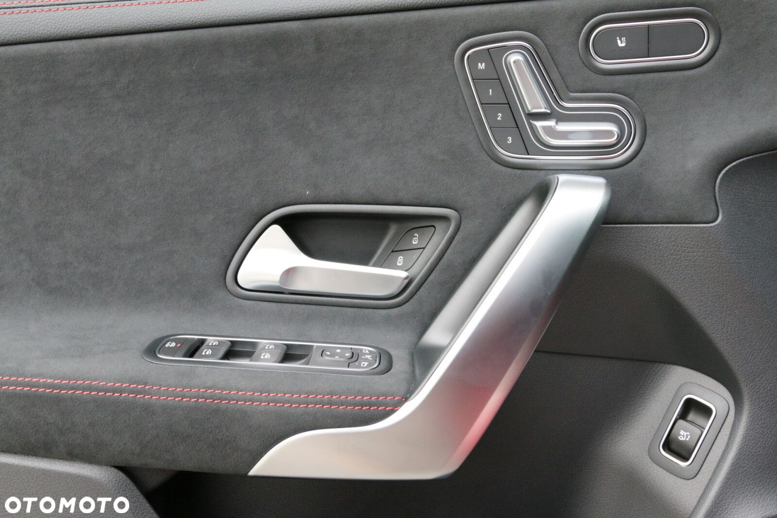 Mercedes-Benz CLA AMG 35 4-Matic 7G-DCT - 19