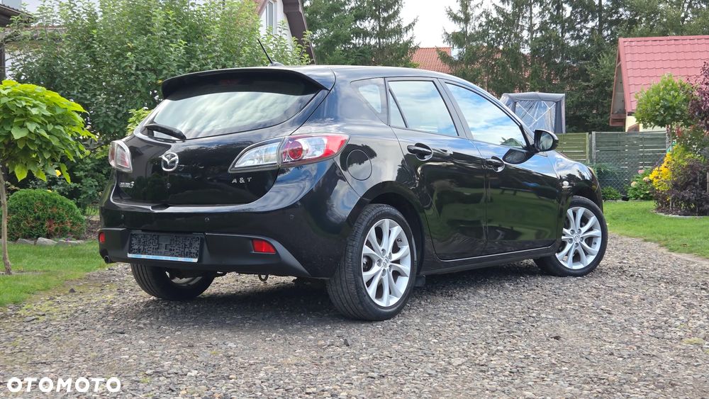 Mazda 3 1.6 Active + - 4