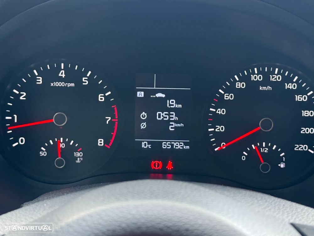 Kia Stonic 1.2 Urban - 30