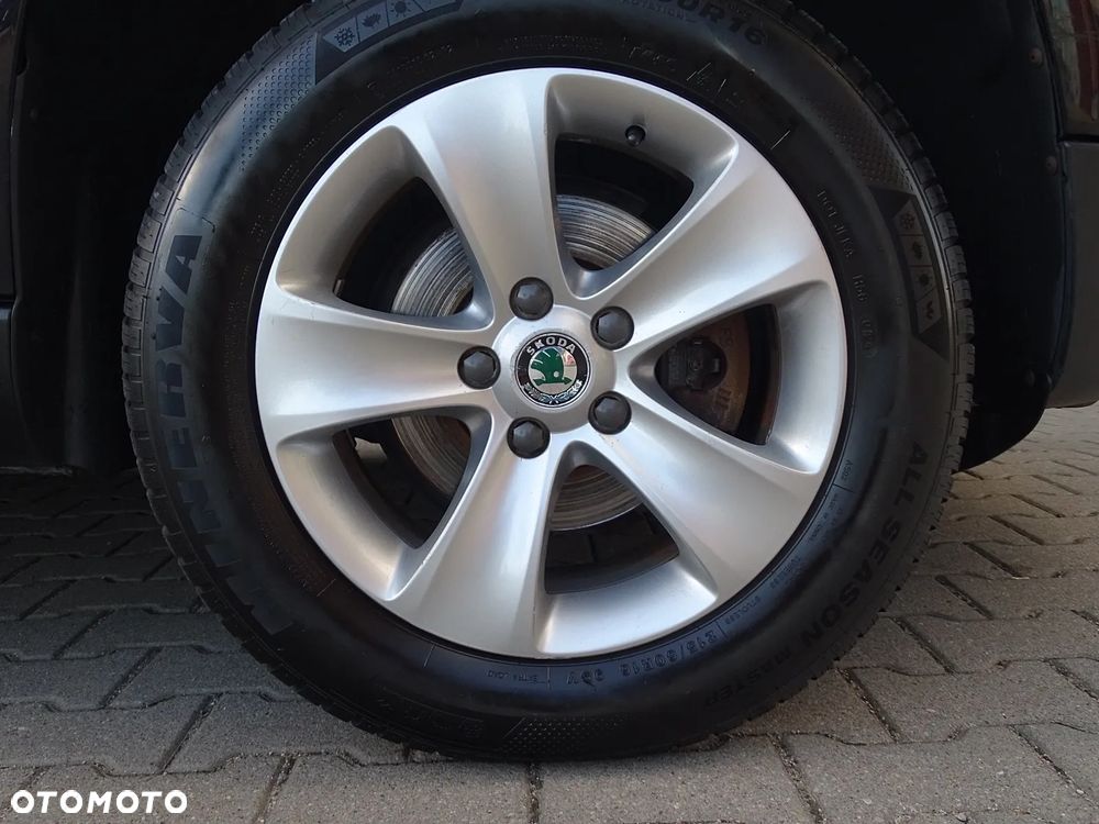 Skoda Yeti 1.2 TSI Ambition PLUS EDITION - 25