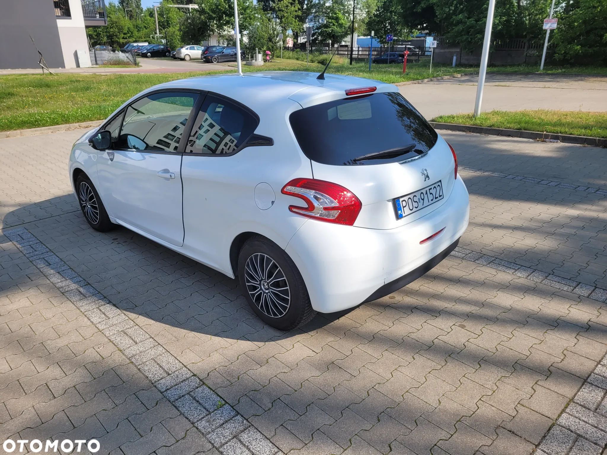 Peugeot 208 - 3