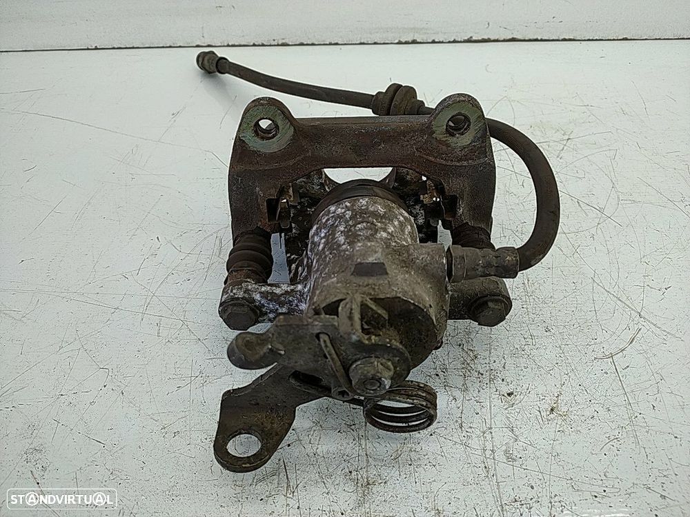 Pinça Tras Esquerda Alfa Romeo 147 (937_) - 4