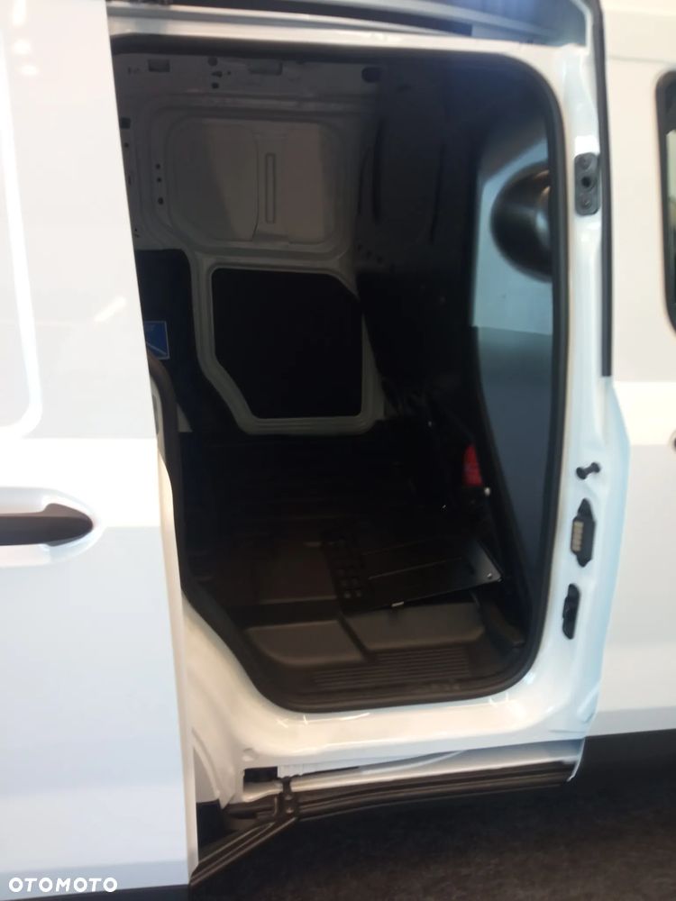 Ford Transit - 16