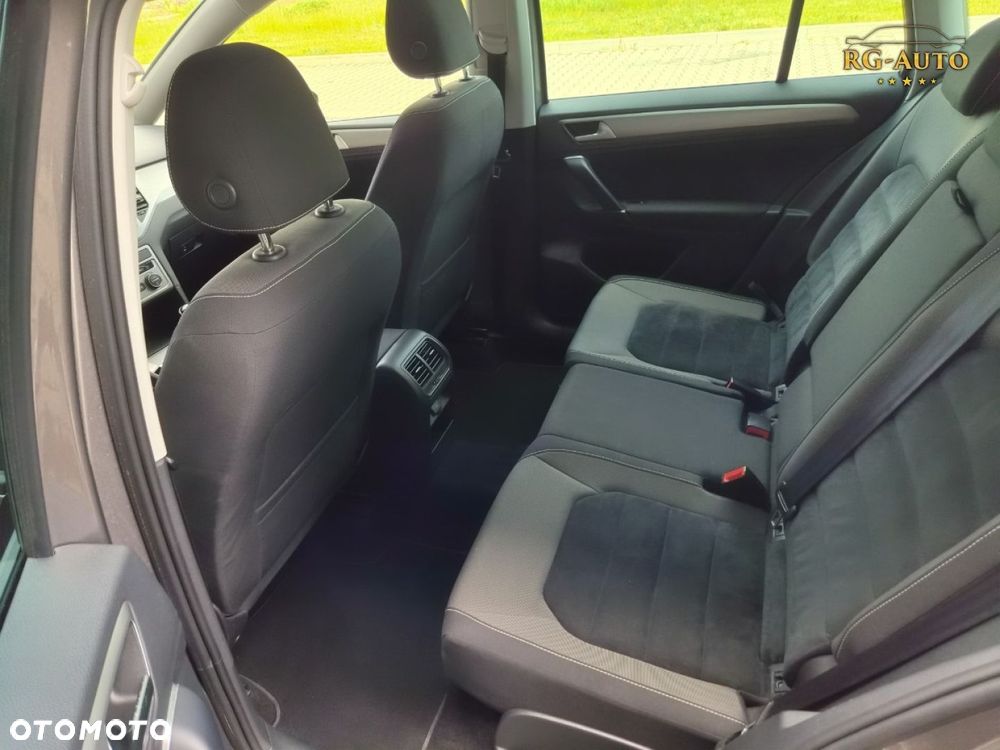 Volkswagen Golf Sportsvan - 37