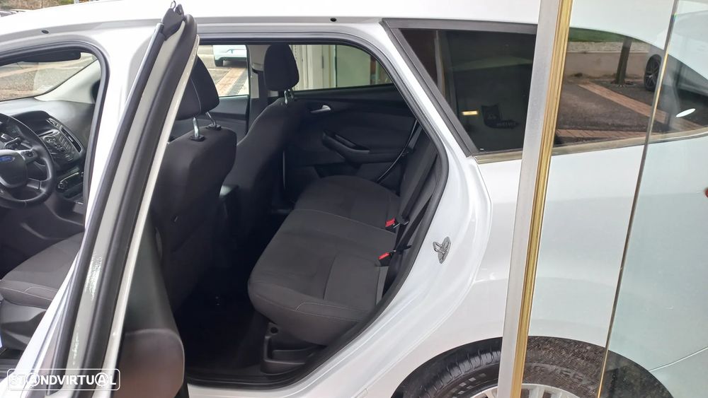 Ford Focus SW 1.6 TDCi Titanium - 6