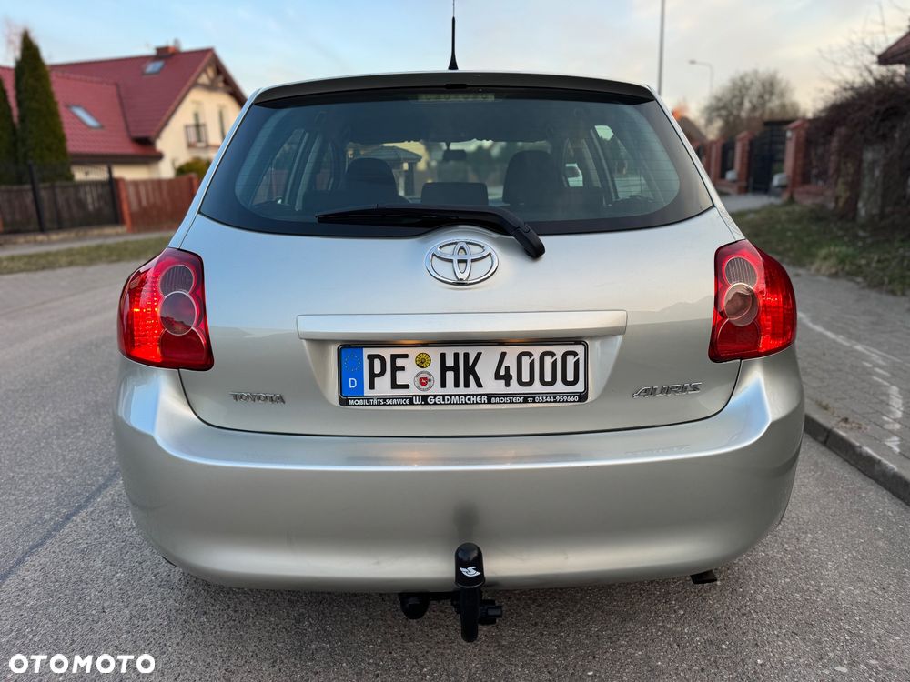 Toyota Auris 1.33 VVT-i Terra - 14