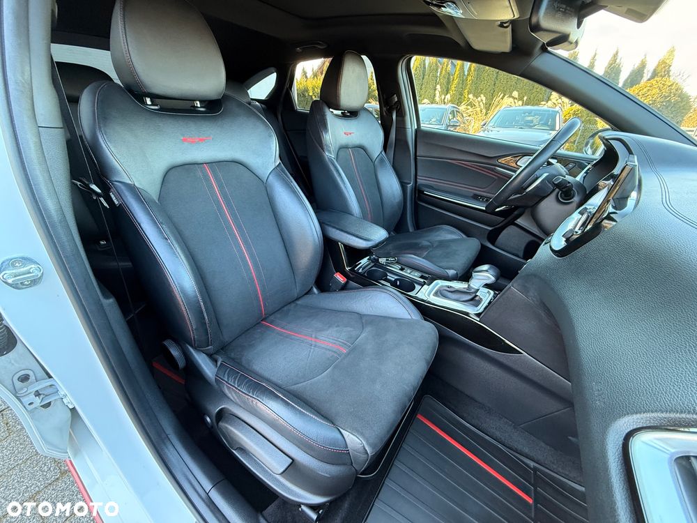 Kia ProCeed 1.6 T-GDI GT DCT - 33