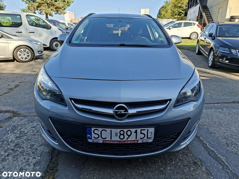 Opel Astra 2013 photo 3