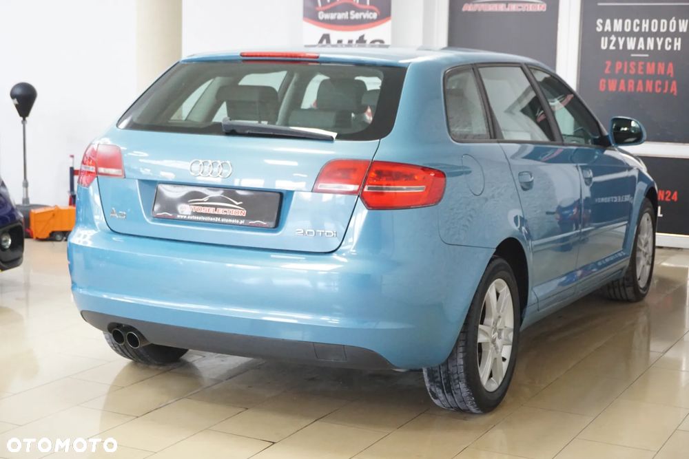 Audi A3 Sportback 2.0 TDI DPF Ambiente - 4