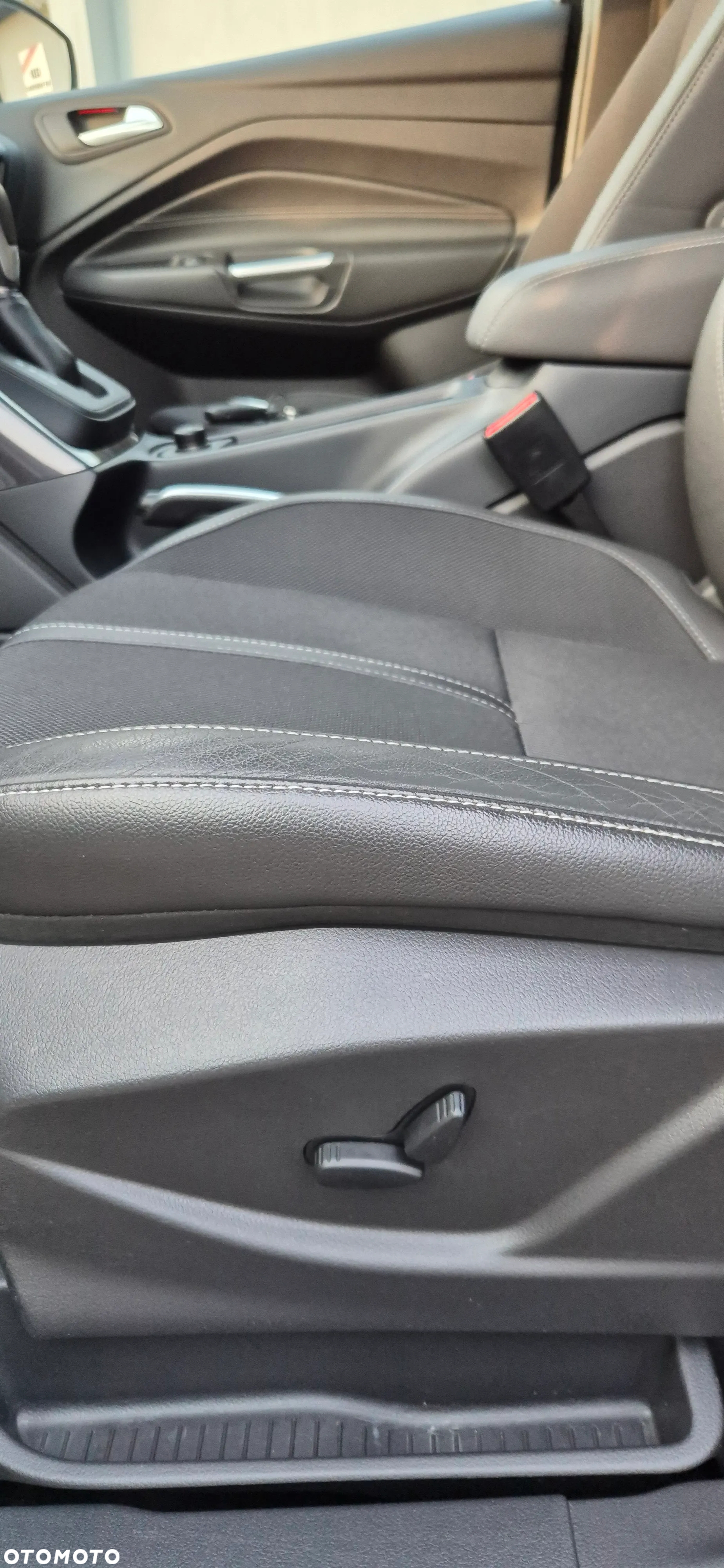 Ford C-MAX 2.0 TDCi Titanium ASS - 21