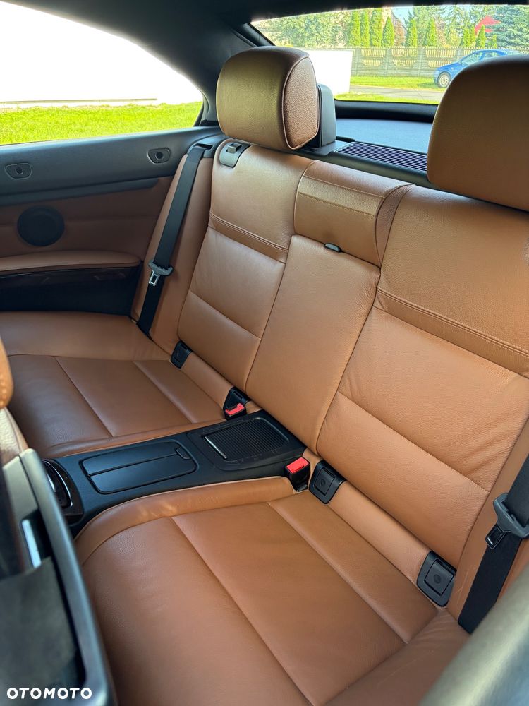BMW Seria 3 320i Edition Exclusive - 9