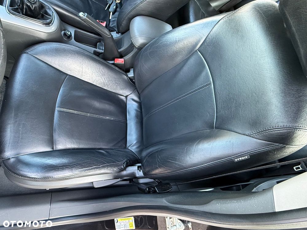 Chevrolet Cruze 1.8 LS MY11 - 22