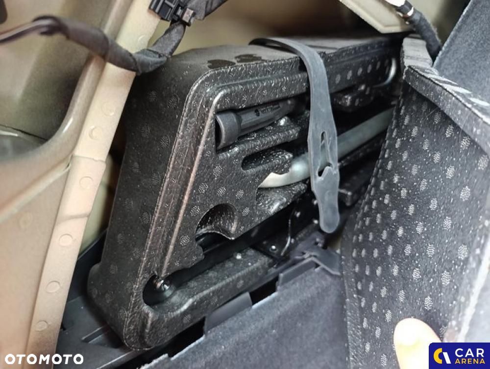 Volkswagen Golf - 16