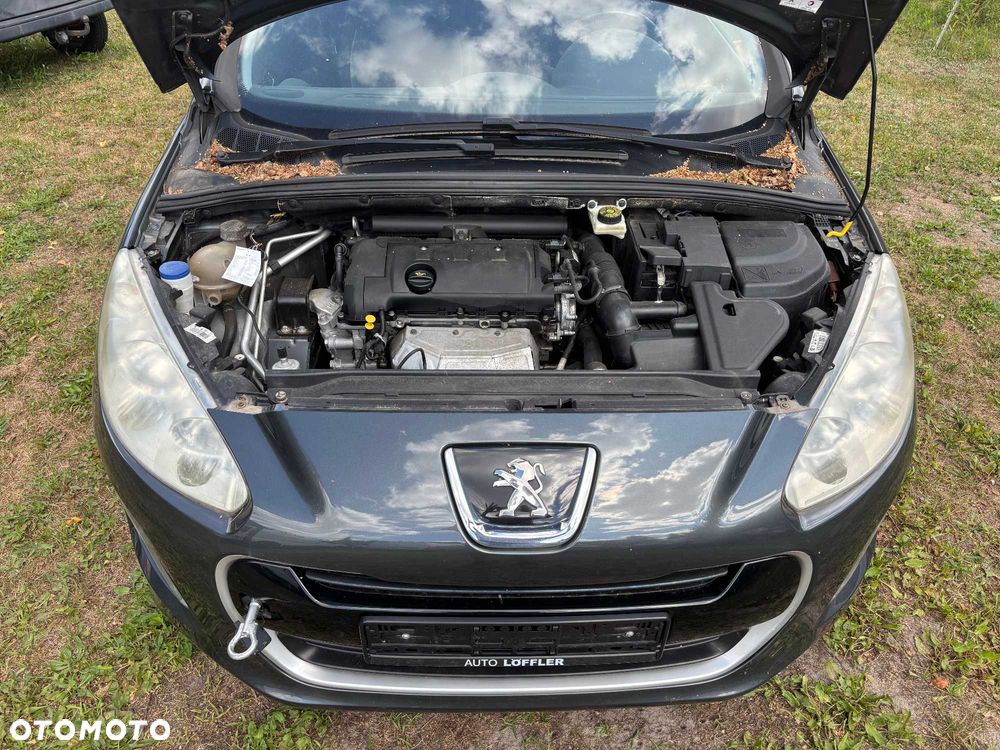 Peugeot 308 - 8