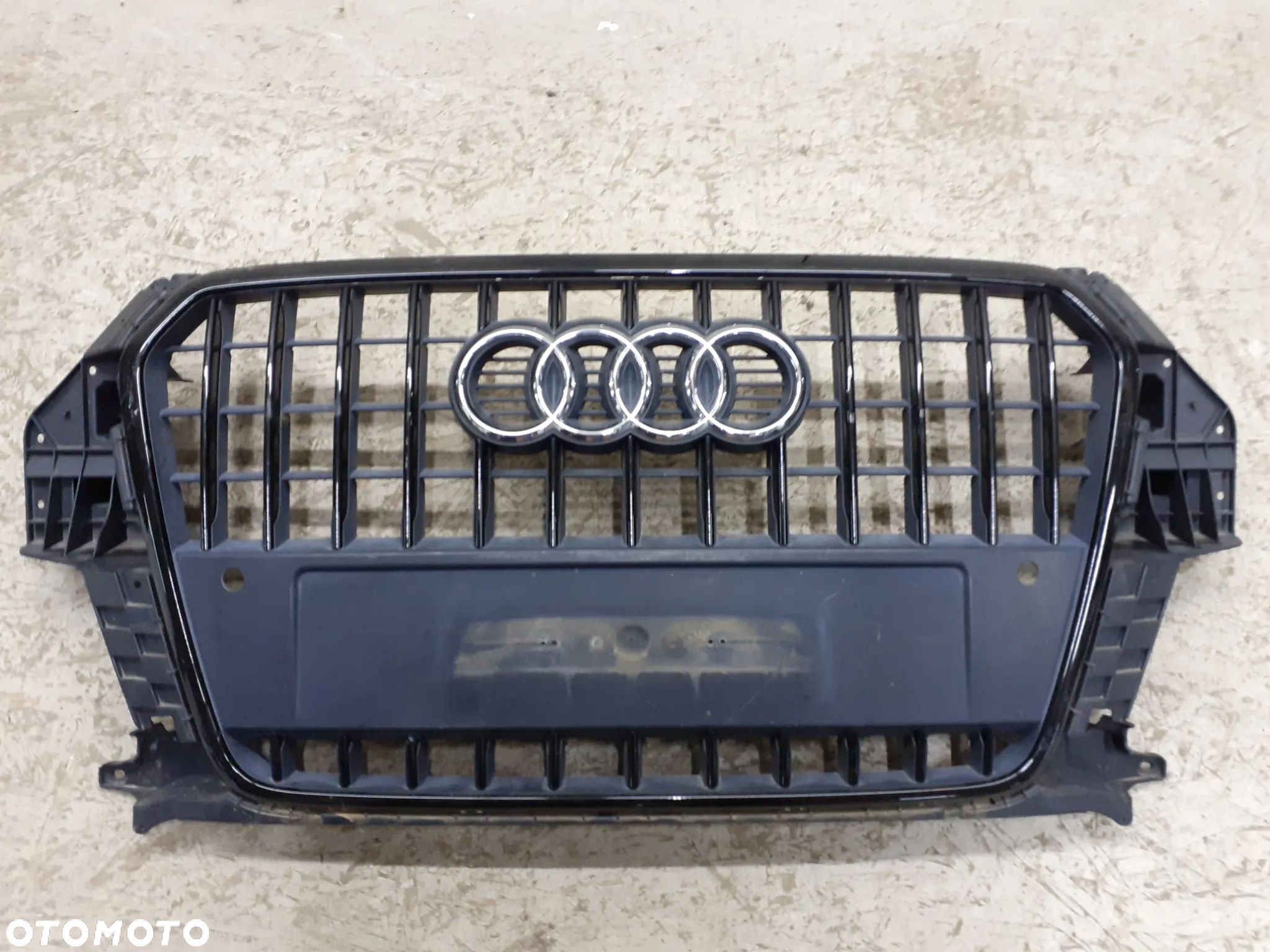 GRILL ATRAPA AUDI Q3 8U0 S-LINE 2011-2014R 8U0853651 - 1