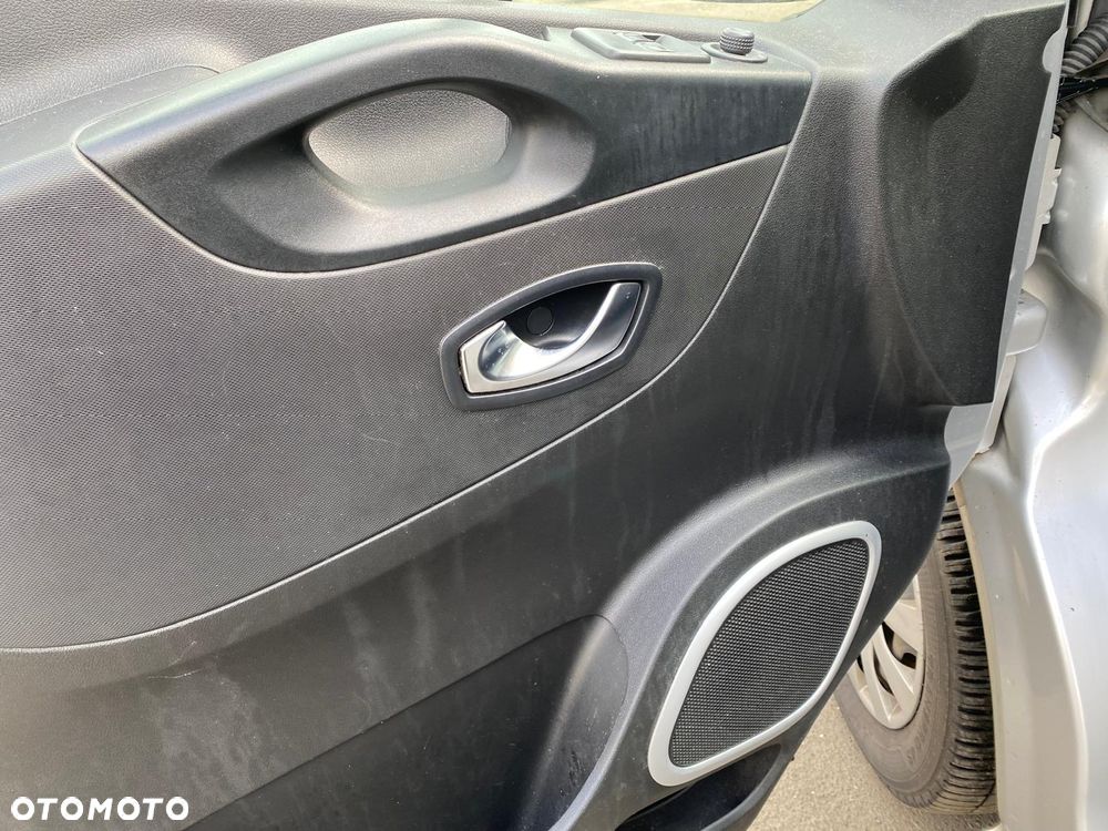 Renault Trafic Combi Life - 14