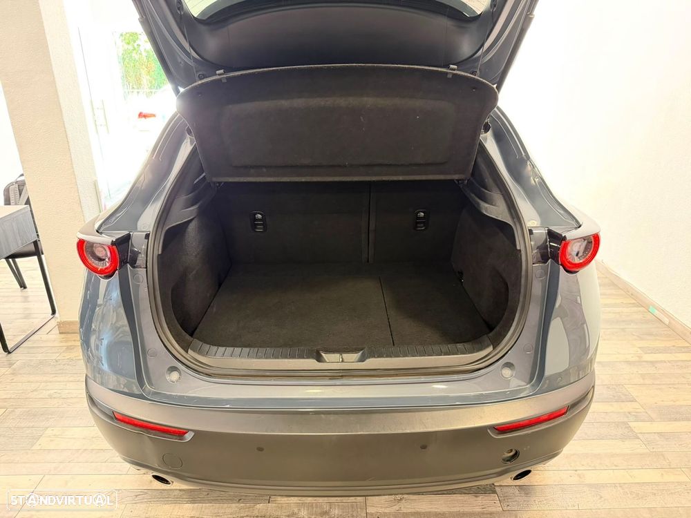 Mazda CX-30 2.0 Sky-G Evolve AT i-Active+Sport - 24