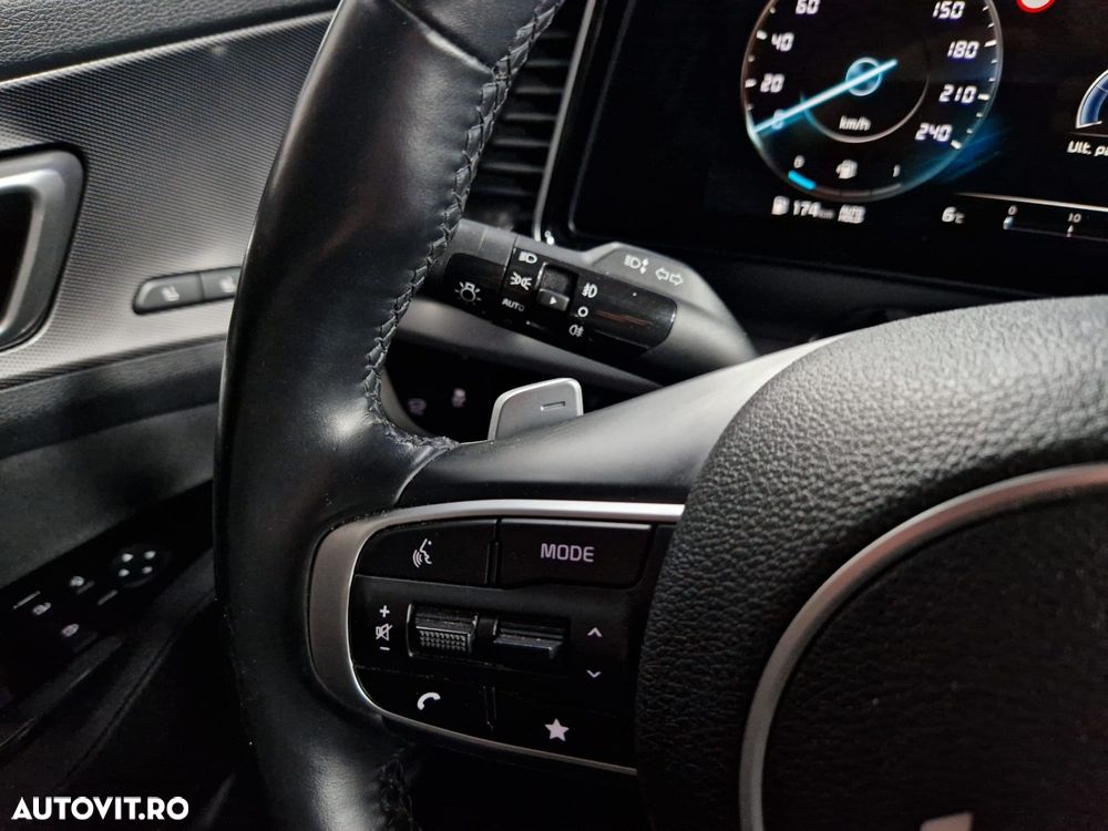 Kia Sportage - 14