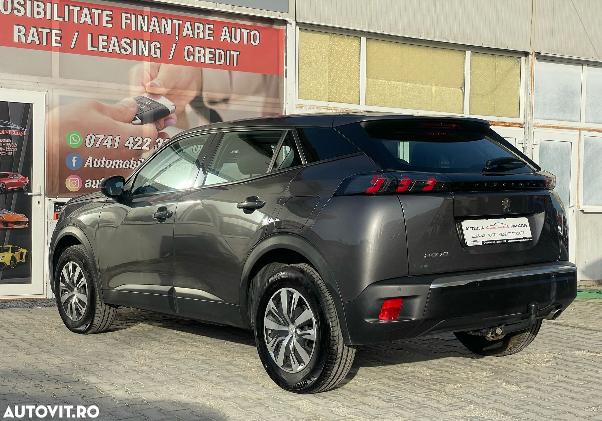 Peugeot 2008 1.5 BlueHDI 130 S&S EAT8 Allure - 5