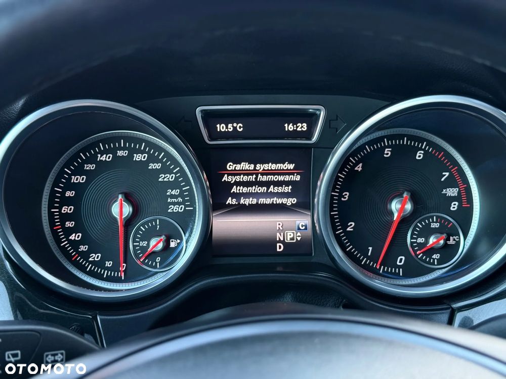 Mercedes-Benz GLE 400 4-Matic 9G-TRONIC - 24