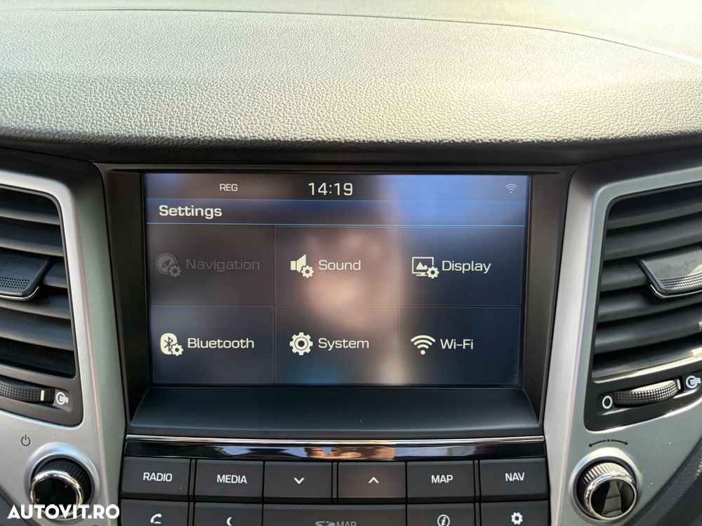 Hyundai Tucson 1.6 T-GDi 4WD 7DCT Luxury - 25