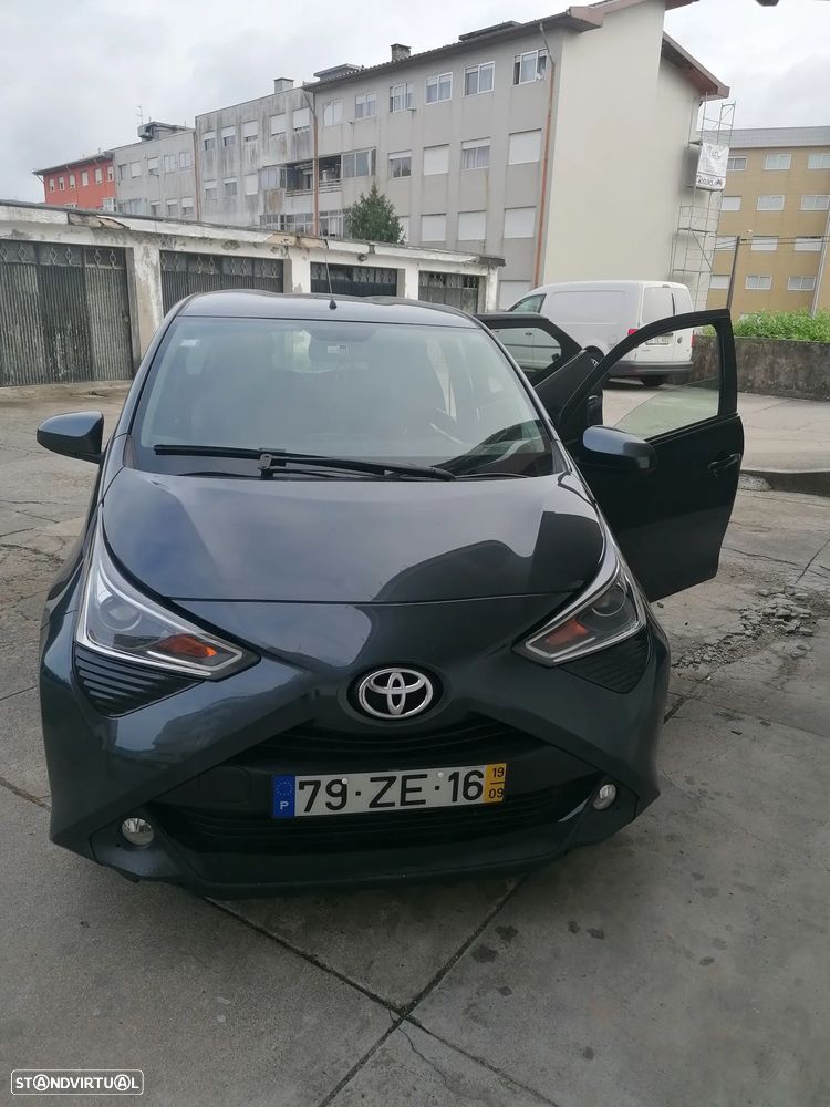 Toyota Aygo 1.0 X-Play Plus MM - 5