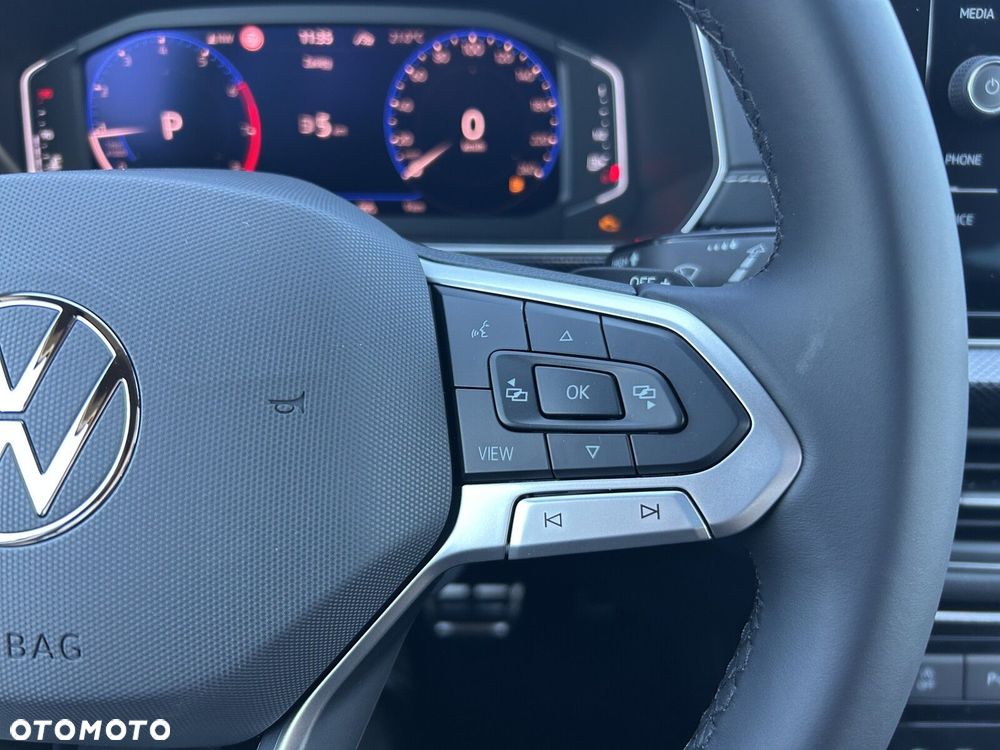 Volkswagen T-Cross - 17
