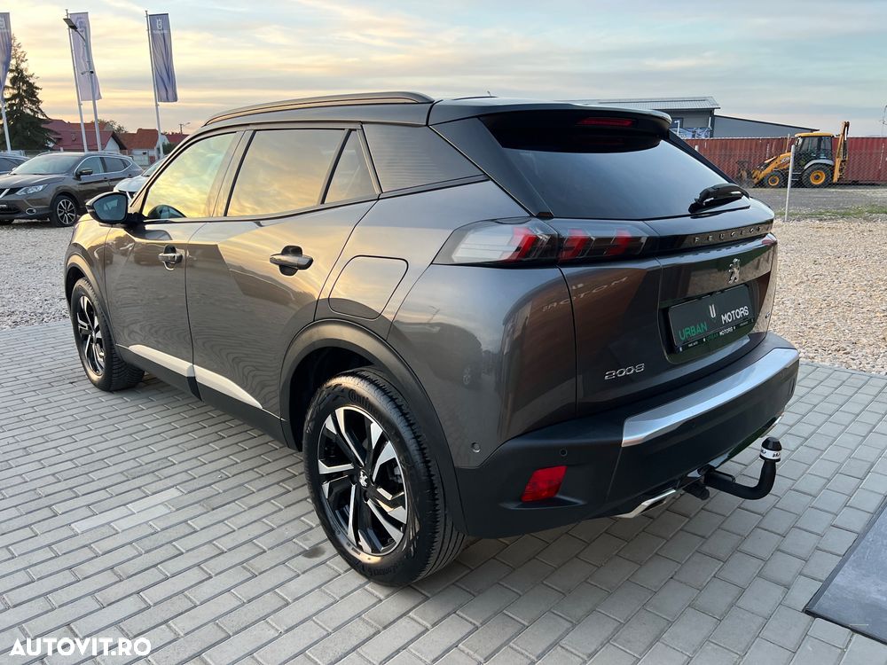 Peugeot 2008 PureTech 130 EAT8 GT Exclusive - 13