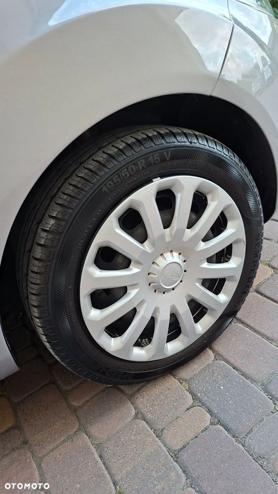 Ford Fiesta 1.25 Trend EU5 - 8
