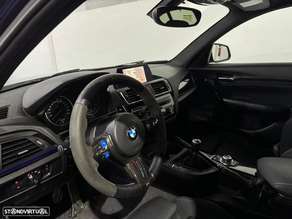 BMW 118 d Pack M - 11