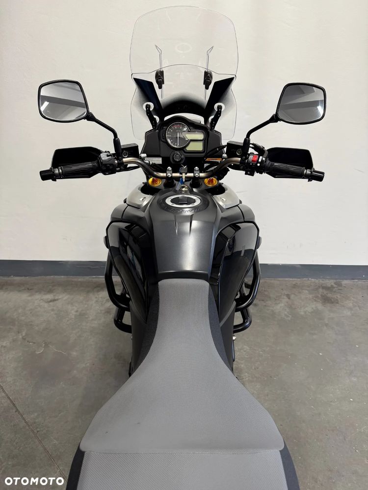 Suzuki V-STROM - 39
