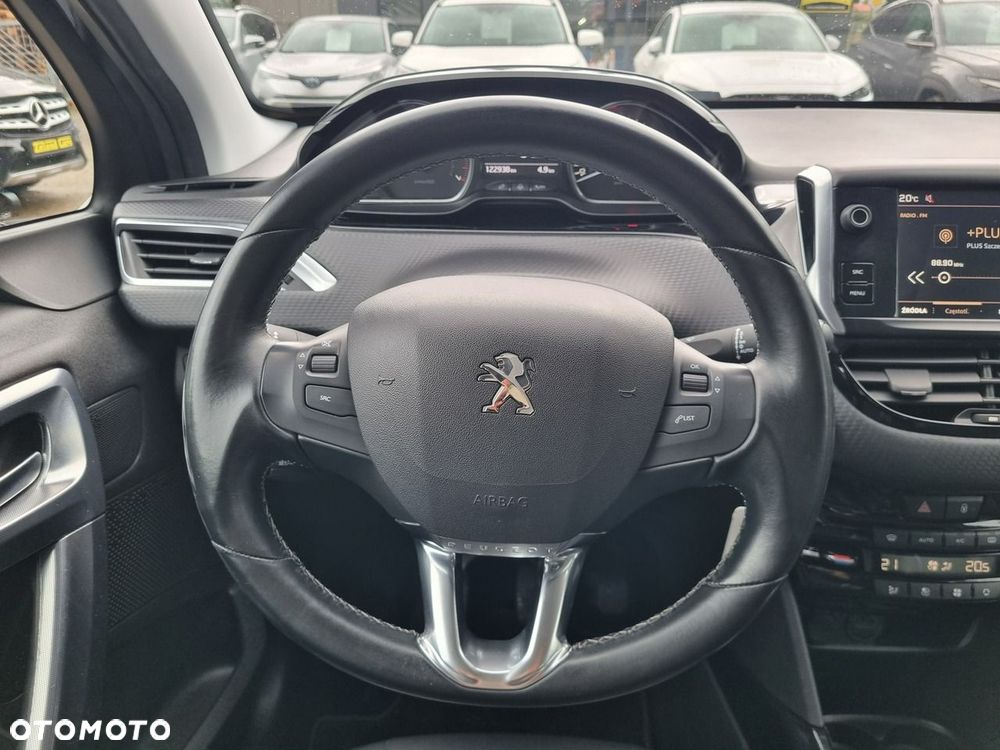 Peugeot 2008 1.2 Pure Tech Active - 15