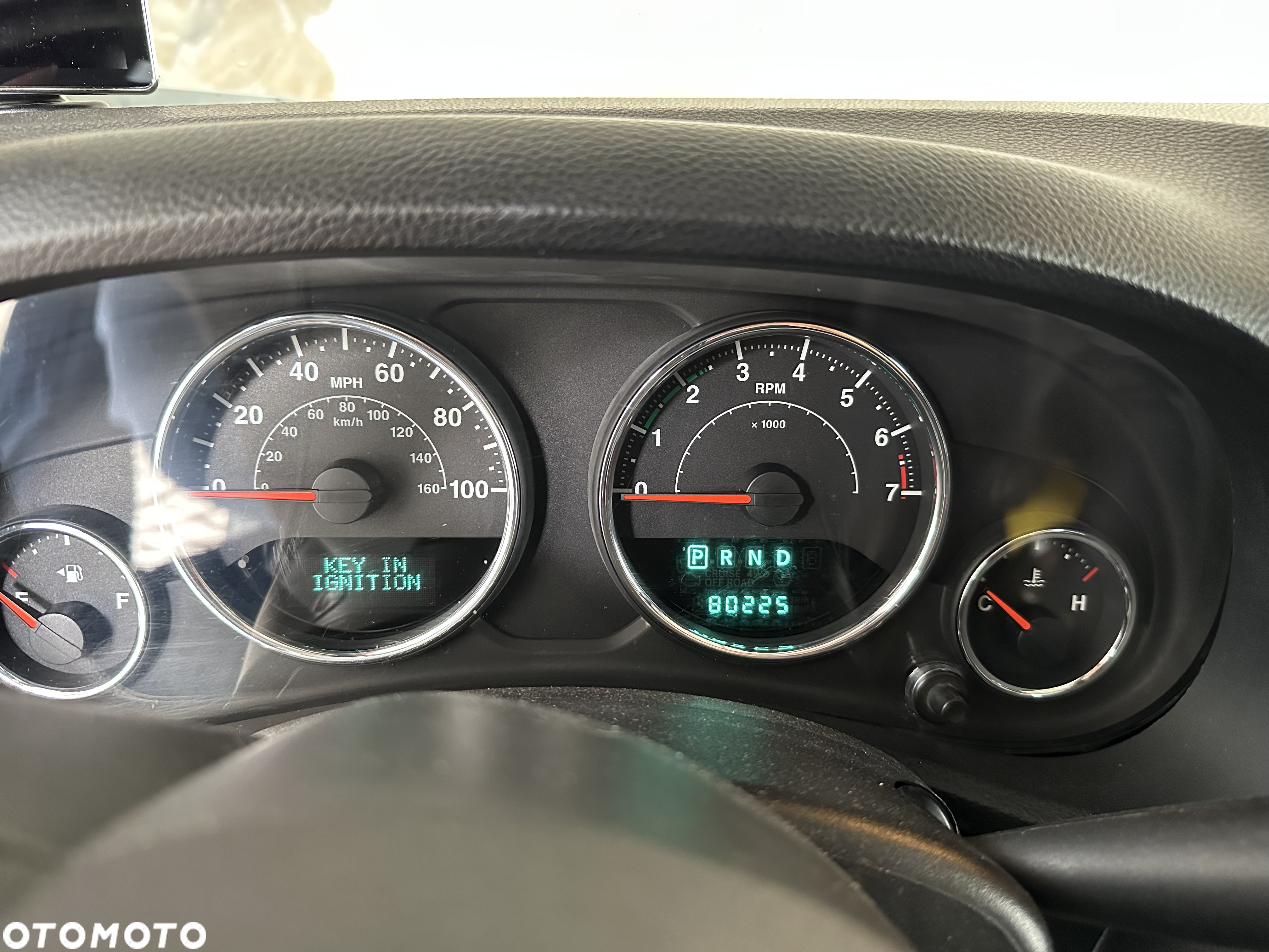 Jeep Wrangler - 12