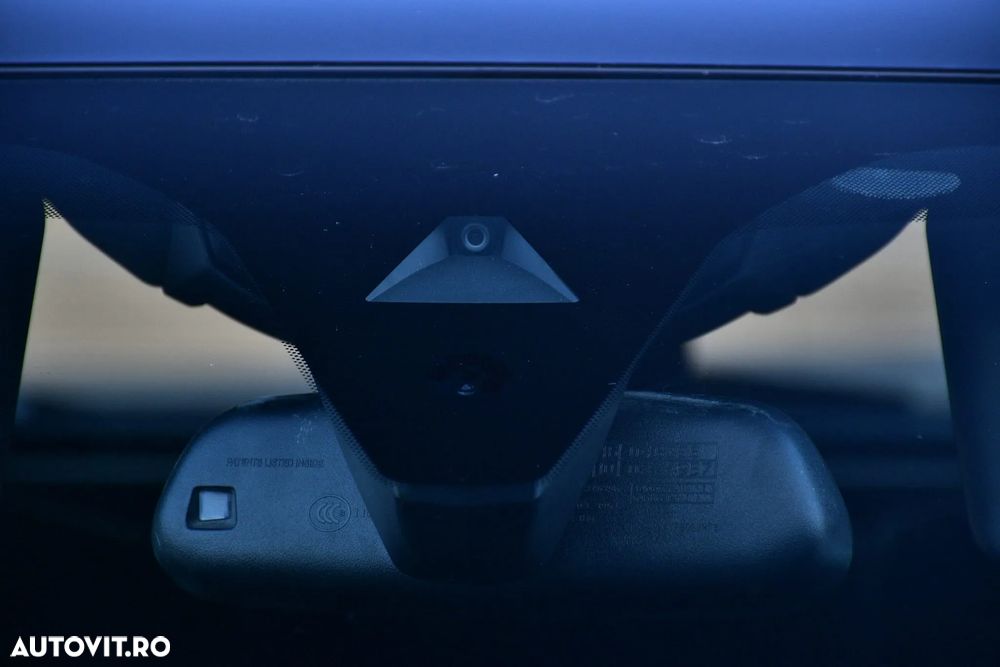 Peugeot 5008 1.6 BlueHDI EAT6 GT-Line - 25