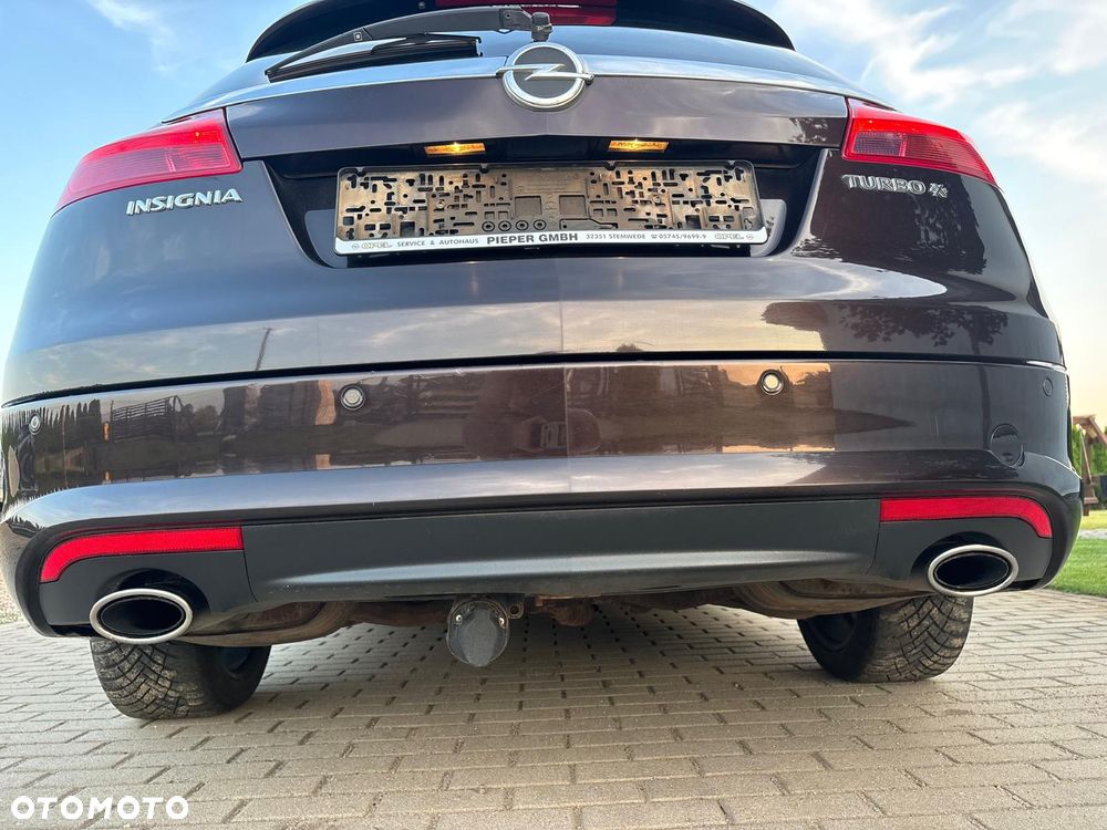 Opel Insignia 2.0 T SportsTourer 4x4 ecoFLEX Start/Stop Innovation - 15