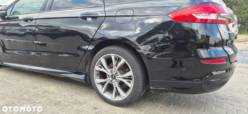 Ford Mondeo 1.5 EcoBoost ST-Line X - 23