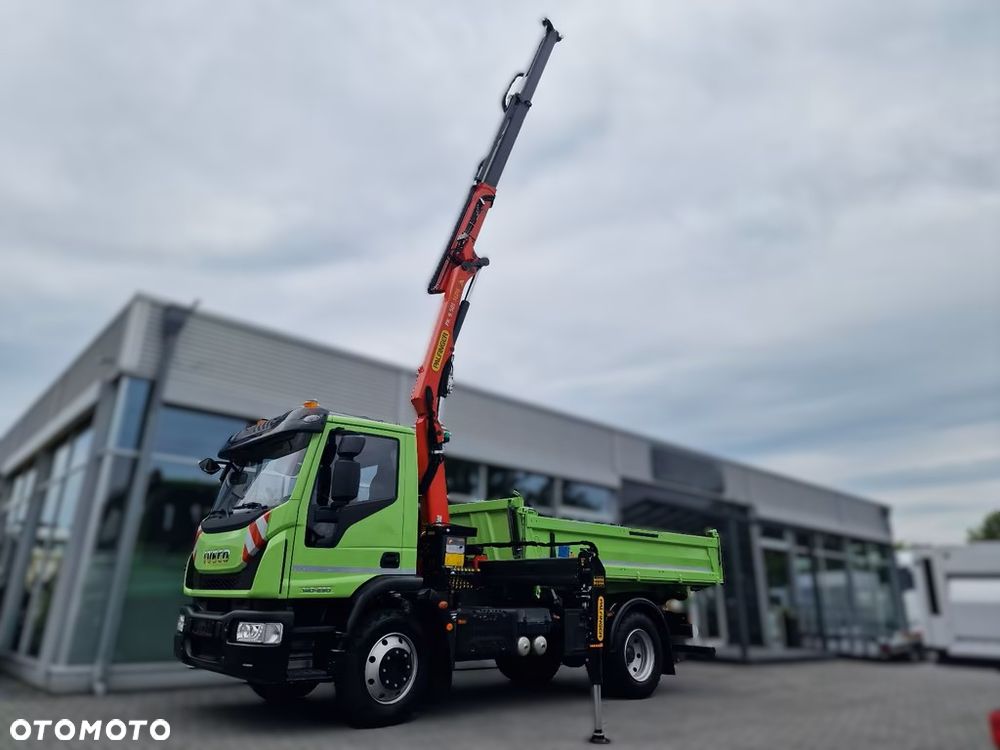 Iveco Eurocargo 140E25 | 2018 | 33 504 km | Wywrotka 3-stronna | HDS Palfinger | Sterowanie radiowe | Euro 6 - 5