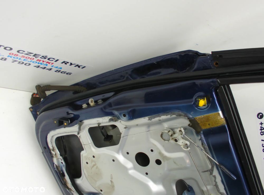 Mitsubishi Carisma Drzwi T46 prawa lewa strona tył - 13