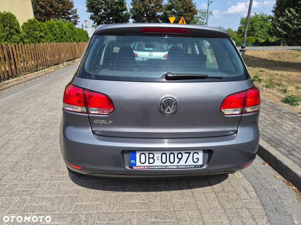 Volkswagen Golf 1.6 Comfortline - 11